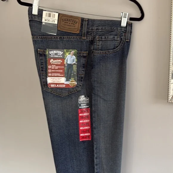Levi’s Signature Denim NWT - Picture 1 of 16